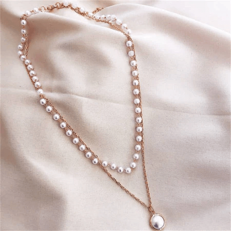 Colar Duplo com Pingente de Pérola e Contas Douradas